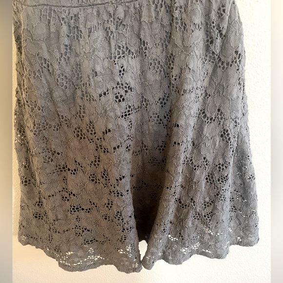 Free People Open Back Embroidered Dress w/Liner size Small - Picture 3 of 6